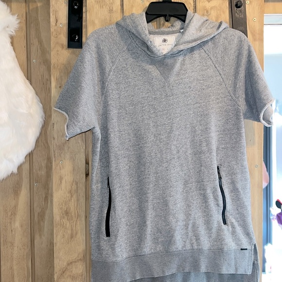 PO: Great
Condition
Hoodie
On the Byas Hoodies for Men. - Picture 1 of 5